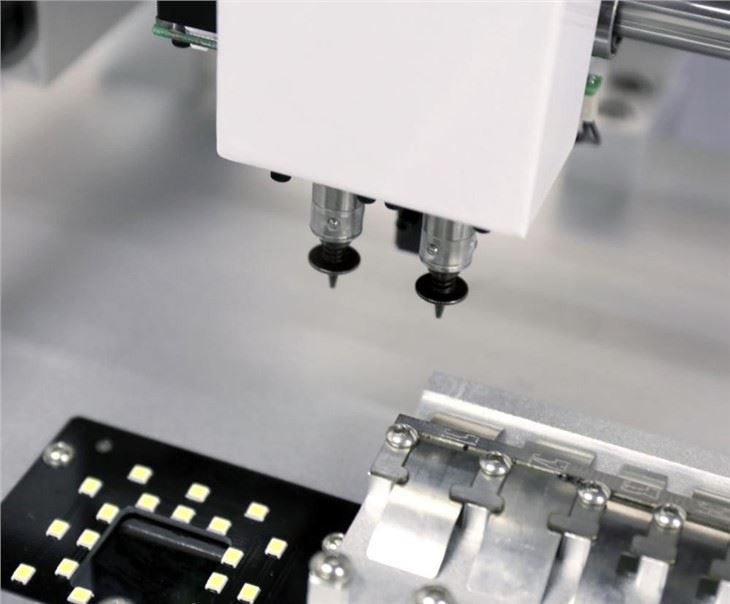 Small Pick And Place Machine